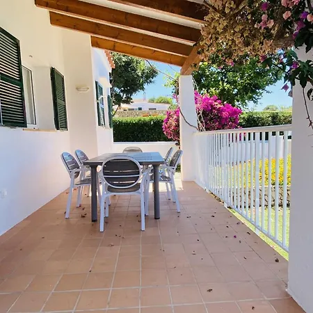 Cristina Willa Binibeca